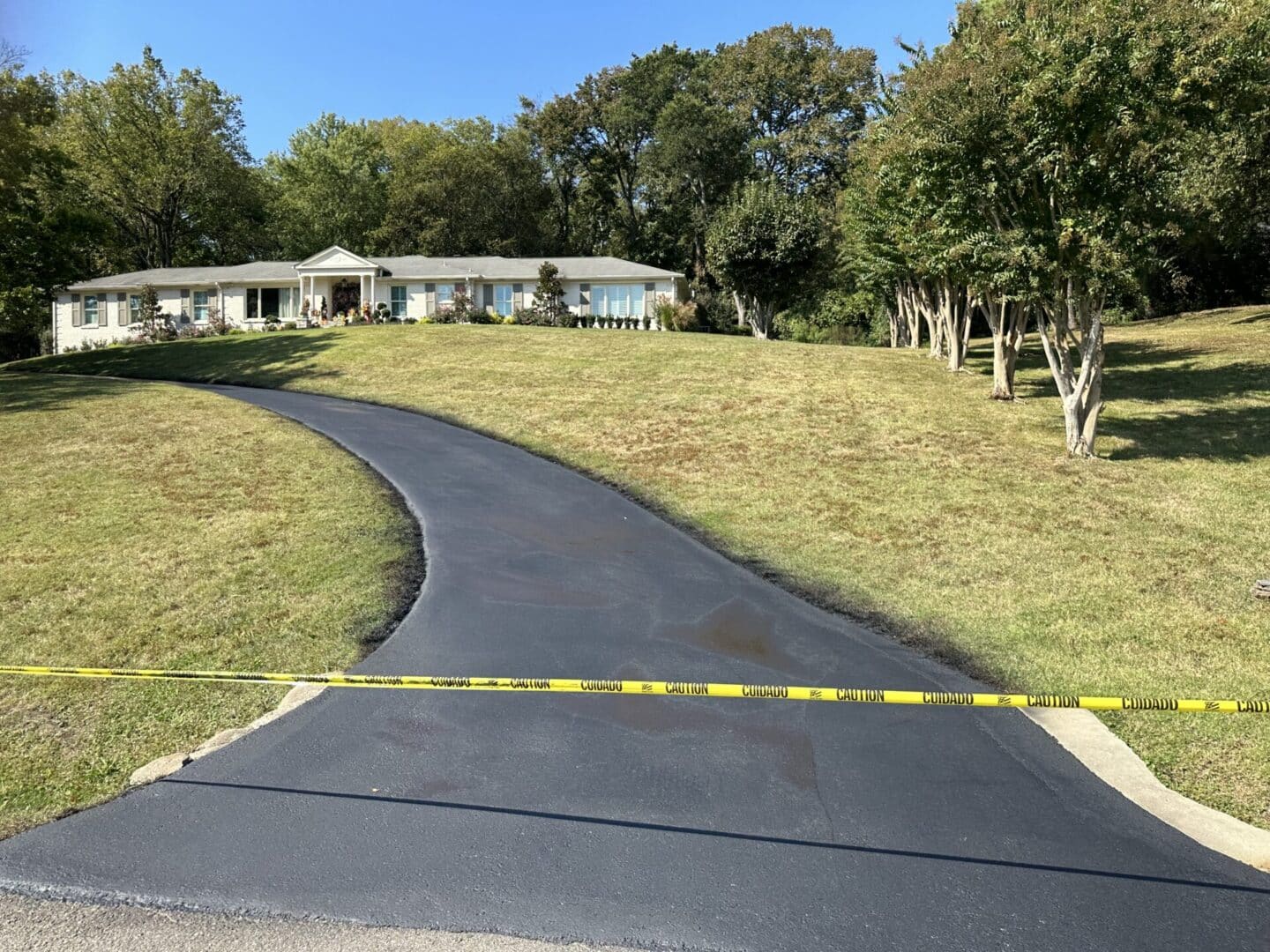 Asphalt Sealcoating